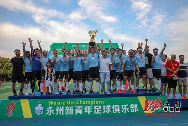 拜仁多特欧冠皆失意迎国家德比 数据示拜仁2-1